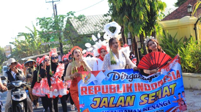 Ribuan Masyarakat Kelurahan Kenanga Ikuti Jalan Sehat