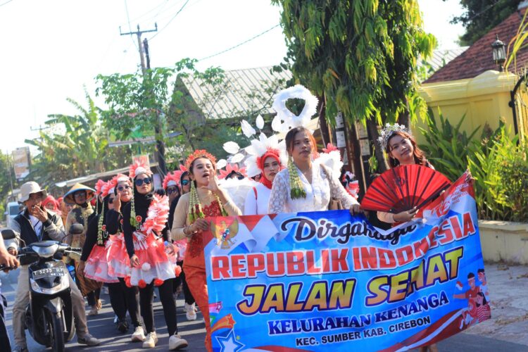 Ribuan Masyarakat Kelurahan Kenanga Ikuti Jalan Sehat