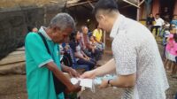 Dokter Christian Widodo Gelar Pengobatan Gratis di Kelapa Lima, Warga Oesapa Sambut dengan Antusias