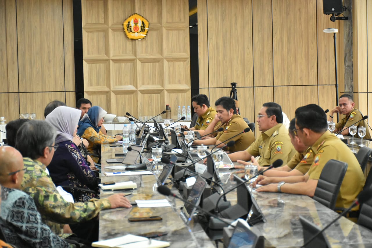 Pemda Sumedang dan Unpad Kolaborasi Hapuskan Miskin Ekstrem dan Stunting