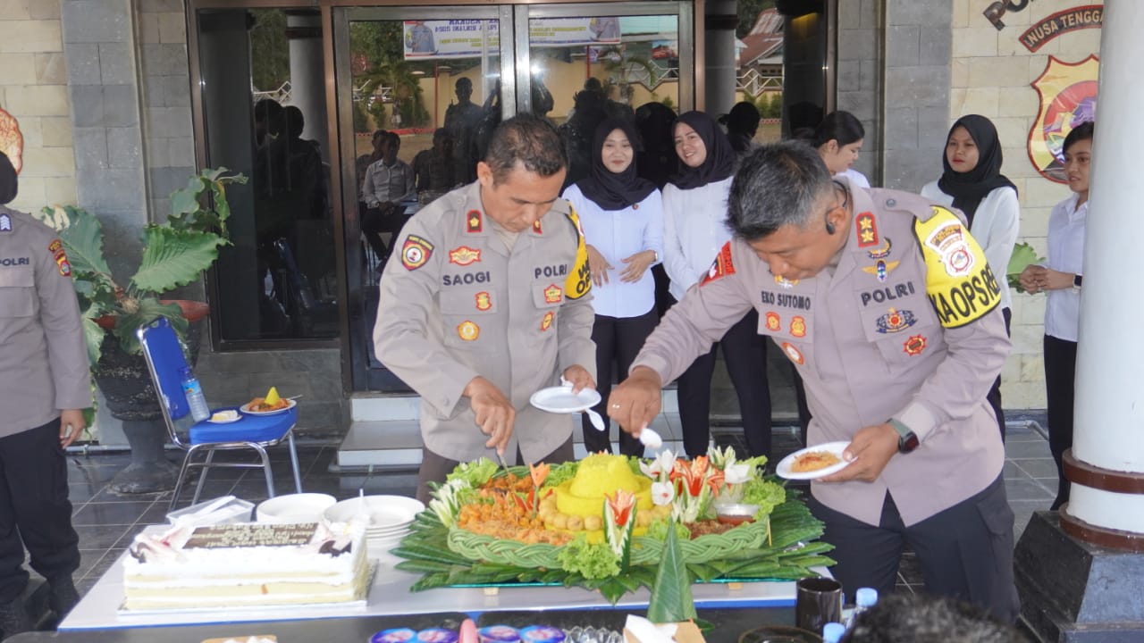 Polres Bima Adakan Syukuran HUT Polwan Ke- 76