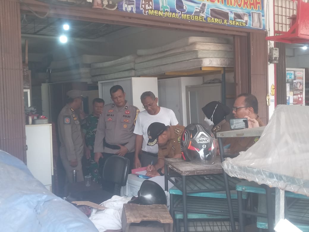 Tindakan Tegas Pemko Tanjungpinang,Tower Milik Perusahaan Ternama Yang Berada Diatas Ruko Diberi Line PPNS