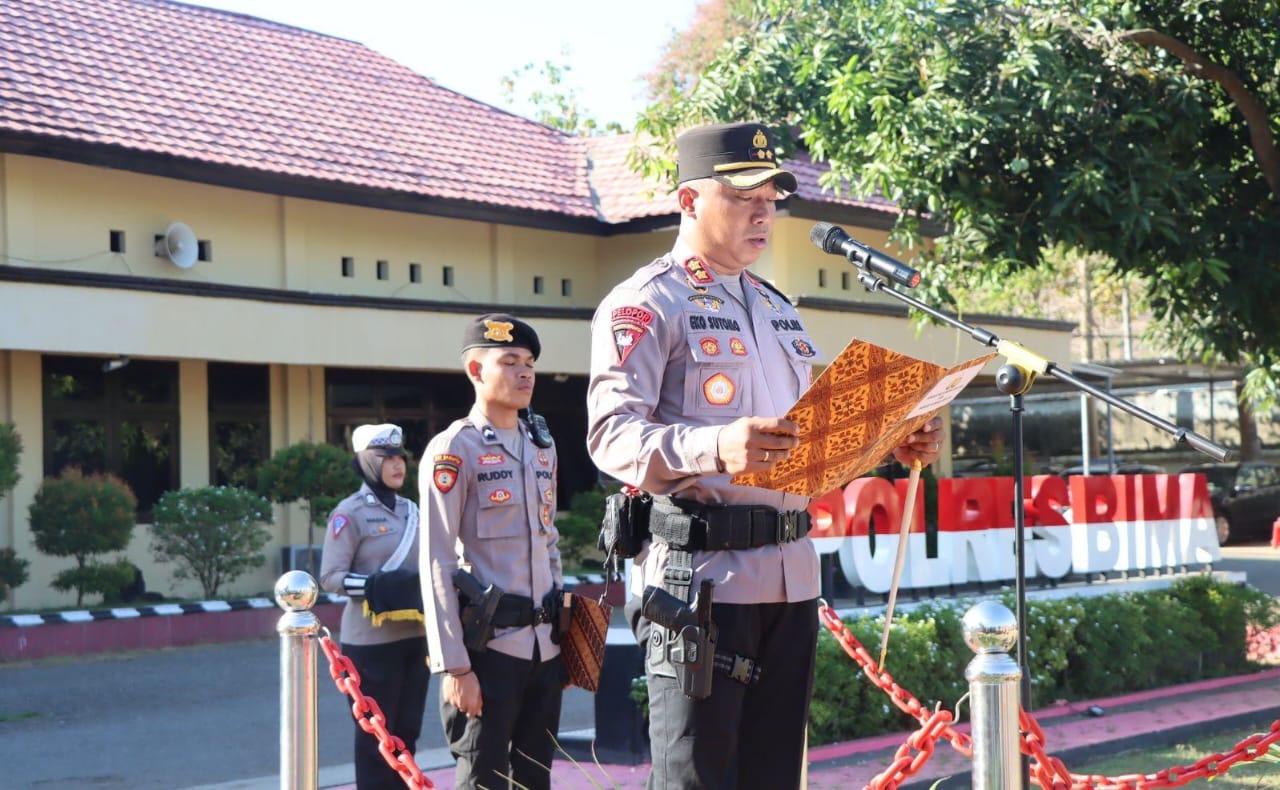 Kapolres Bima Pimpin Sertijab Kapolsek Monta dan Kasi Propam