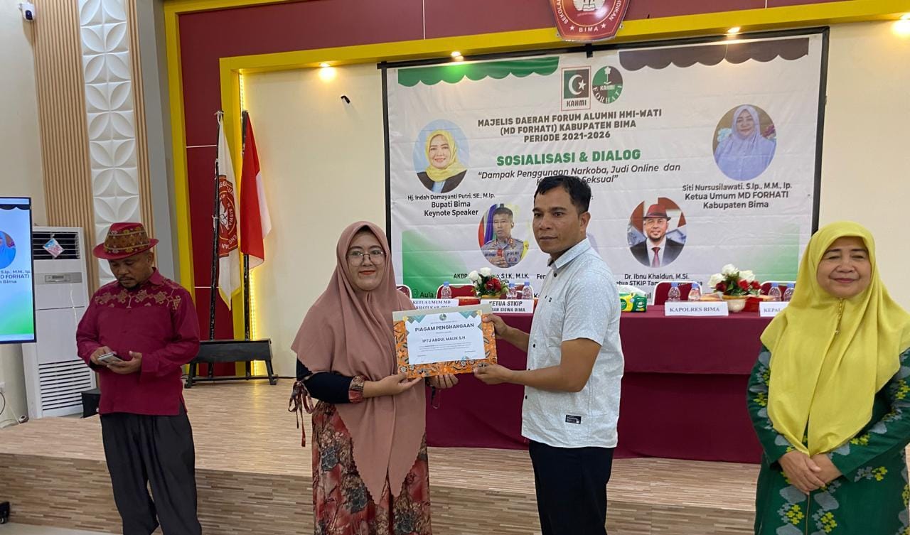 Kasat Reskrim Polres Bima, Jadi Pemateri Diacara Dialog Dampak Narkoba, Judi Online, dan Kekerasan Seksual