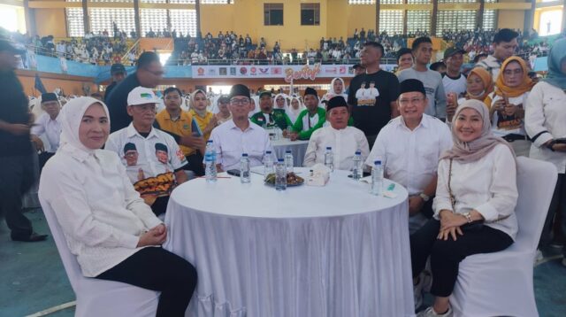 Ribuan Relawan dan Simpatisan Hadiri Deklarasi Paslon Cabup dan Cawabup Teddy Meilwansyah - Marjito Bahri Di GOR Baturaja