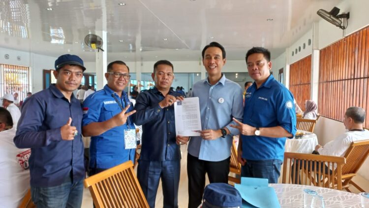 Pilkada OKI: Partai Prima Dukung Pasangan Muchendi-Supriyanto, Momentum Penting Menuju Pilkada 2024 Pilkada OKI: Partai Prima Dukung Pasangan Muchendi-Supriyanto, Momentum Penting Menuju Pilkada 2024