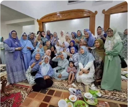 Diduga Oknum Istri Sekda Kota Lubuklinggau Melakukan Kampanye Terselubung Diduga Oknum Istri Sekda Kota Lubuklinggau Melakukan Kampanye Terselubung