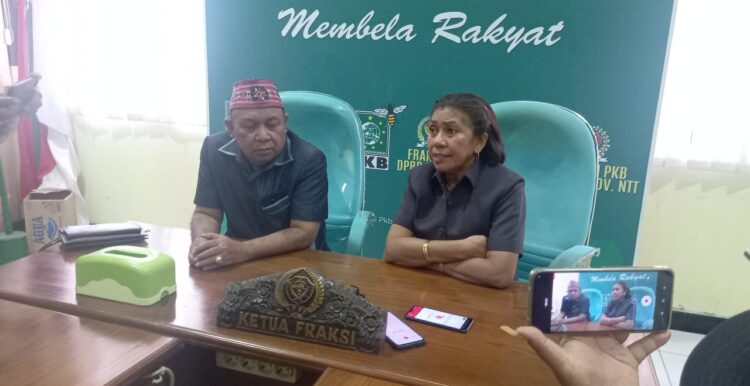 Nasib Buruk Mahasiswa Undana: Ribuan Ijazah Tertahan, DPRD NTT Desak Evaluasi Rektor