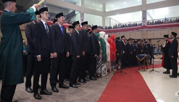 Peresmian Pengangkatan Anggota DPRD Kabupaten Tasikmalaya Di Hadiri Bupati Ade Sugianto