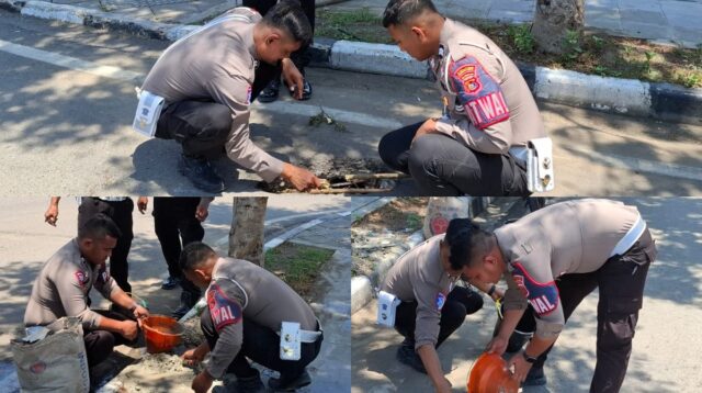 Cegah Kecelakaan, Satlantas Polres Mabar Perbaiki Jalan Berlubang di Labuan Bajo