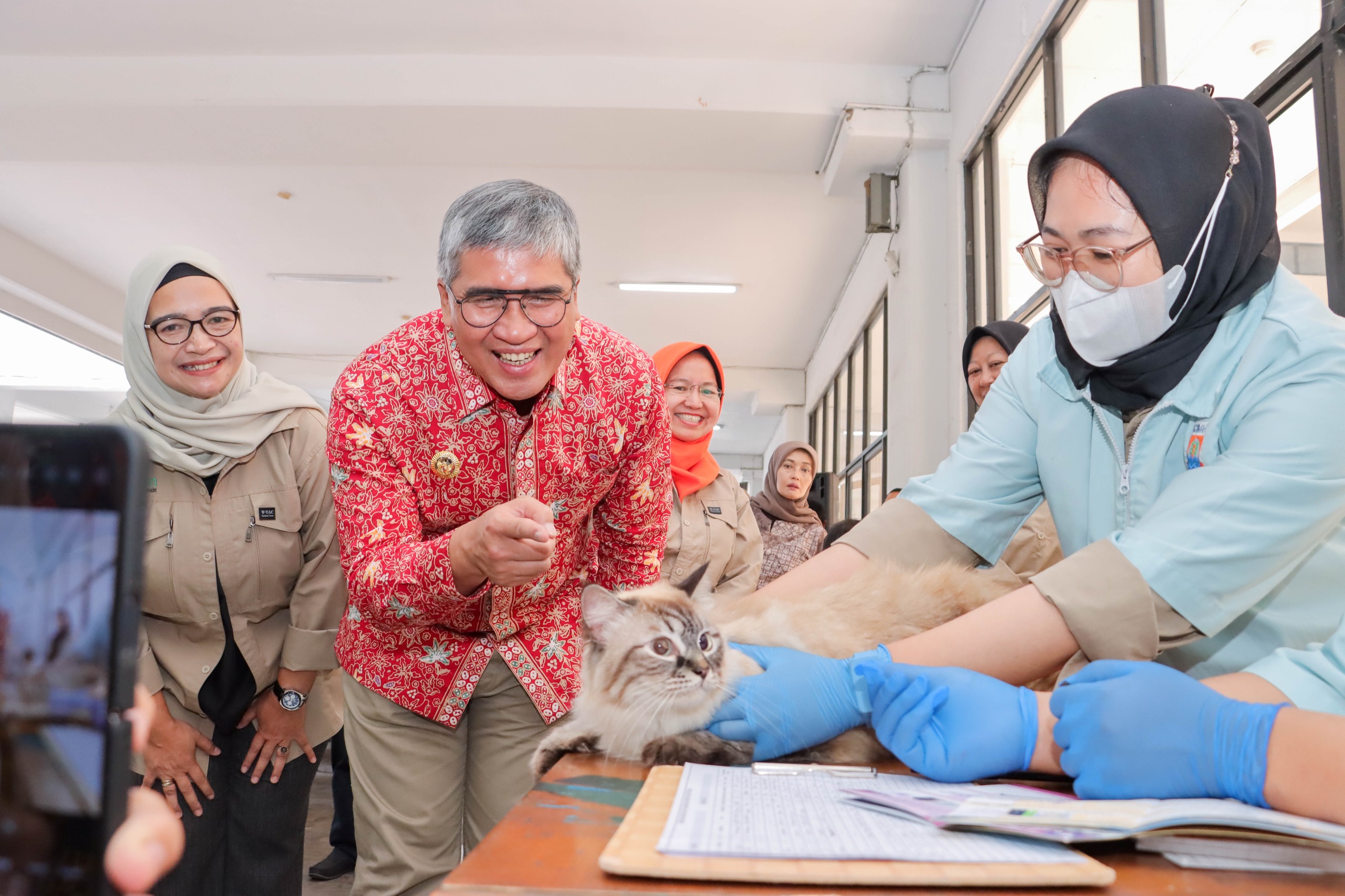 Cimahi Gelar Peringatan Hari Rabies Sedunia 2024: Vaksinasi dan Edukasi untuk Kota Sehat
