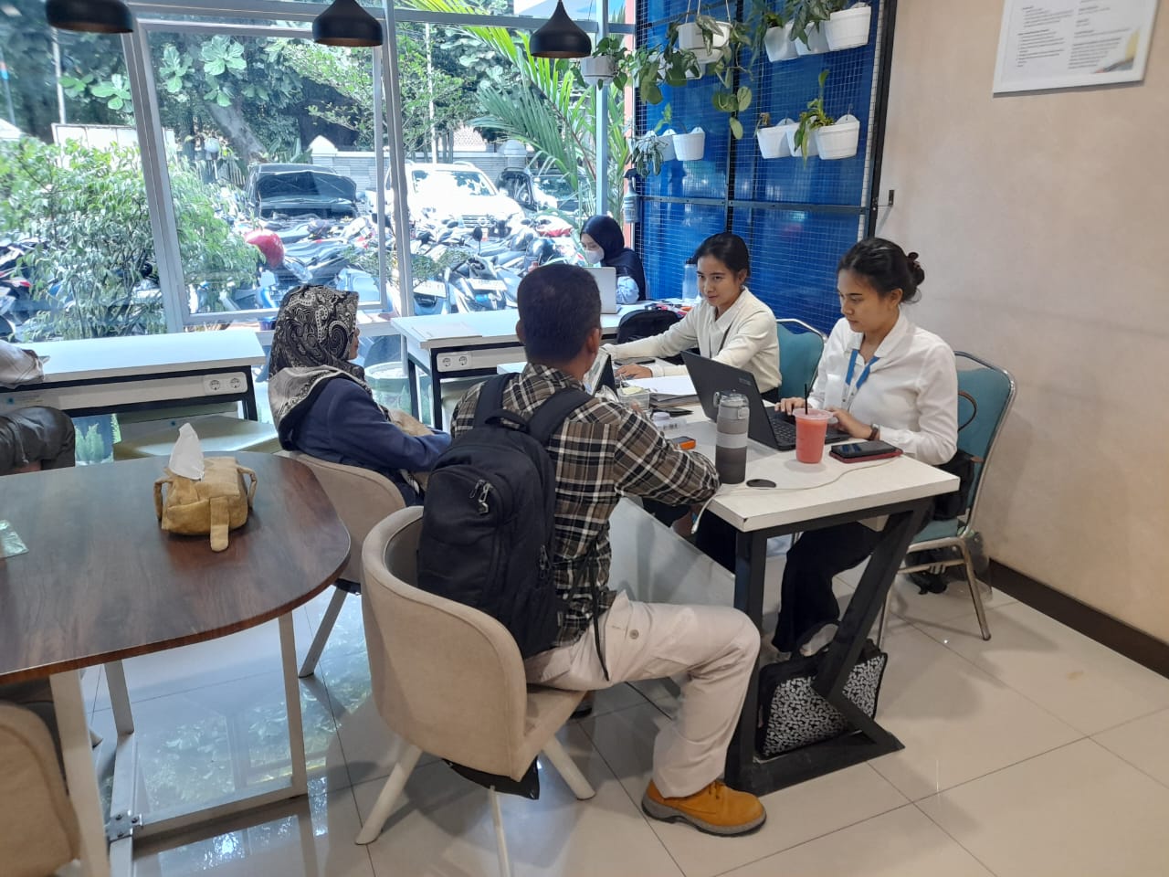 PT Elang Milenial Siber dan Dewi Apriatin Bahas Kemitraan Media di Kantor PPID Kominfo Jawa Barat