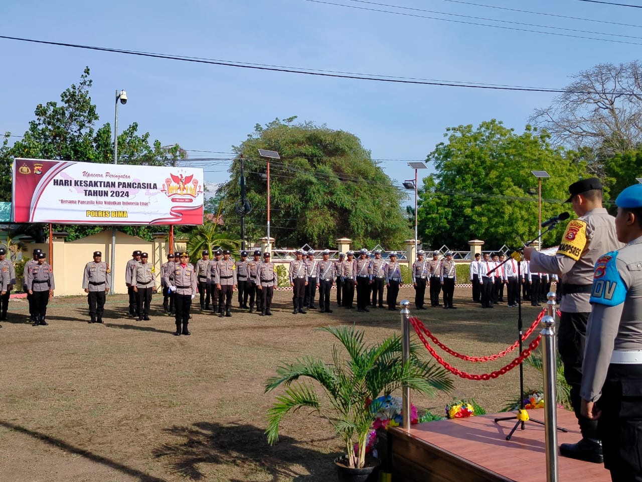Pimpin Upacara Hari Kesaktian Pancasila, Wakapolres Bima Ingatkan Personel Netral Dalam Pilkada