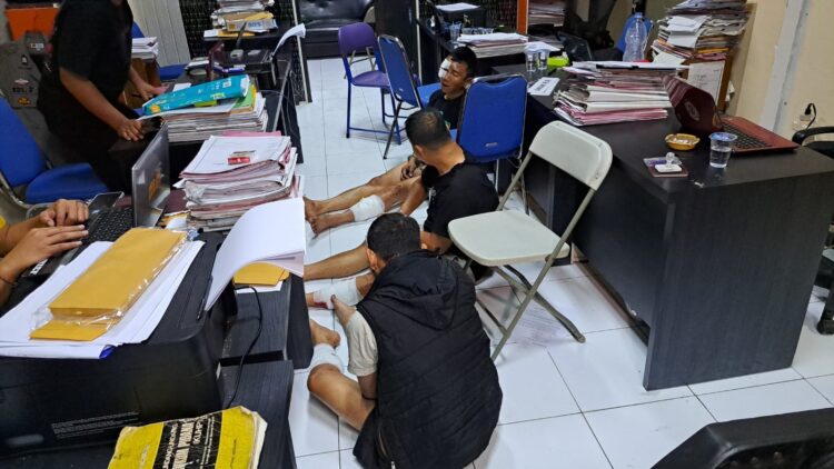 Pengejaran Komplotan Pelaku Ganjal ATM Berlangsung Dramatis,Polres Tasik Kota Amankan 3 Pelaku Pengejaran Komplotan Pelaku Ganjal ATM Berlangsung Dramatis,Polres Tasik Kota Amankan 3 Pelaku