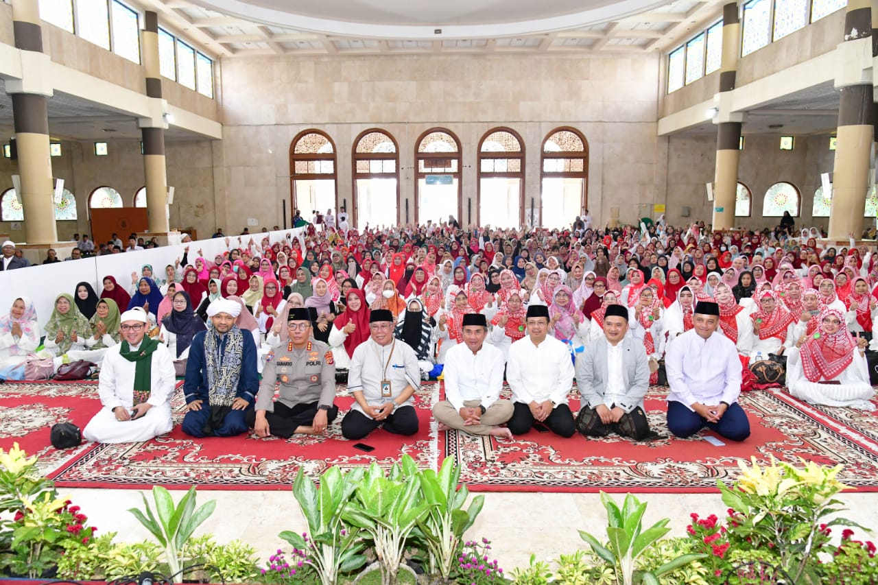 Bey Machmudin Ajak Masyarakat Teladani Kepribadian Rasulullah