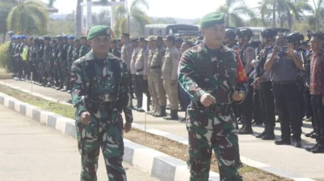 Kodim 1629/SBD Apel Gelar Pasukan, Dalam Rangka Persiapan Pengamanan VVIP Kunker Presiden