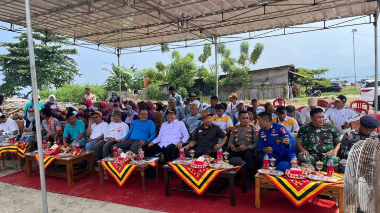 Penjabat Sekretaris Daerah Ir. Suaidi, MM., Menghadiri Festival dan Lomba Layang-layang Penjabat Sekretaris Daerah Ir. Suaidi, MM., Menghadiri Festival dan Lomba Layang-layang