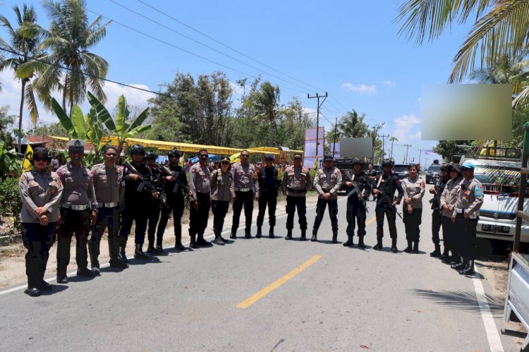 Pengamanan Kampanye Calon Gubernur Dan Wakil Gubernur Oleh Polres Sumba Barat dan Brimob Kompi 2 Batalyon C Pelopor Pengamanan Kampanye Calon Gubernur Dan Wakil Gubernur Oleh Polres Sumba Barat dan Brimob Kompi 2 Batalyon C Pelopor