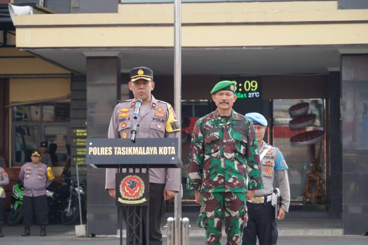 Waka Polres Tasikmalaya Kota Didampingi Kasdim 0612 Tasikmalaya, Pimpin Apel Gabungan dan Patroli Skala Besar, Pengamanan Pelantikan Presiden dan Wakil Presiden