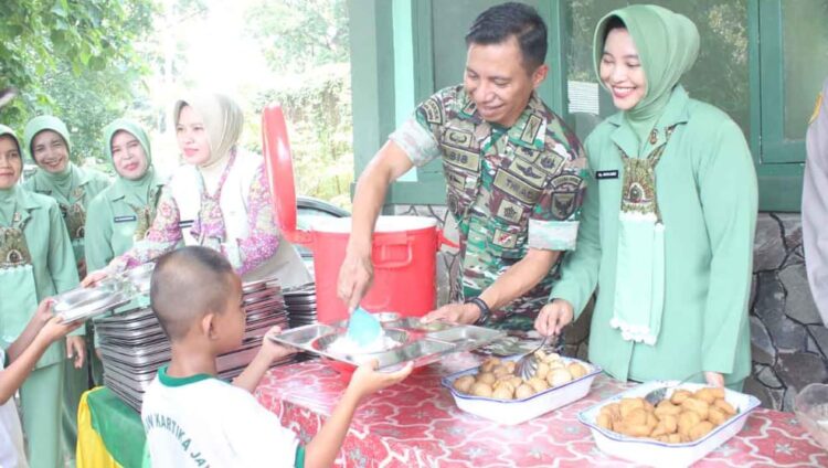 Letkol Inf Asis Kamarudin SE MIP Dandim 0405 Lahat Giat Program Dapur Masuk Sekolah