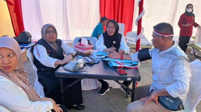 Peringati HUT Humas Polri Ke-73, Polres Bima Gelar Bhakti Kesehatan Donor Darah