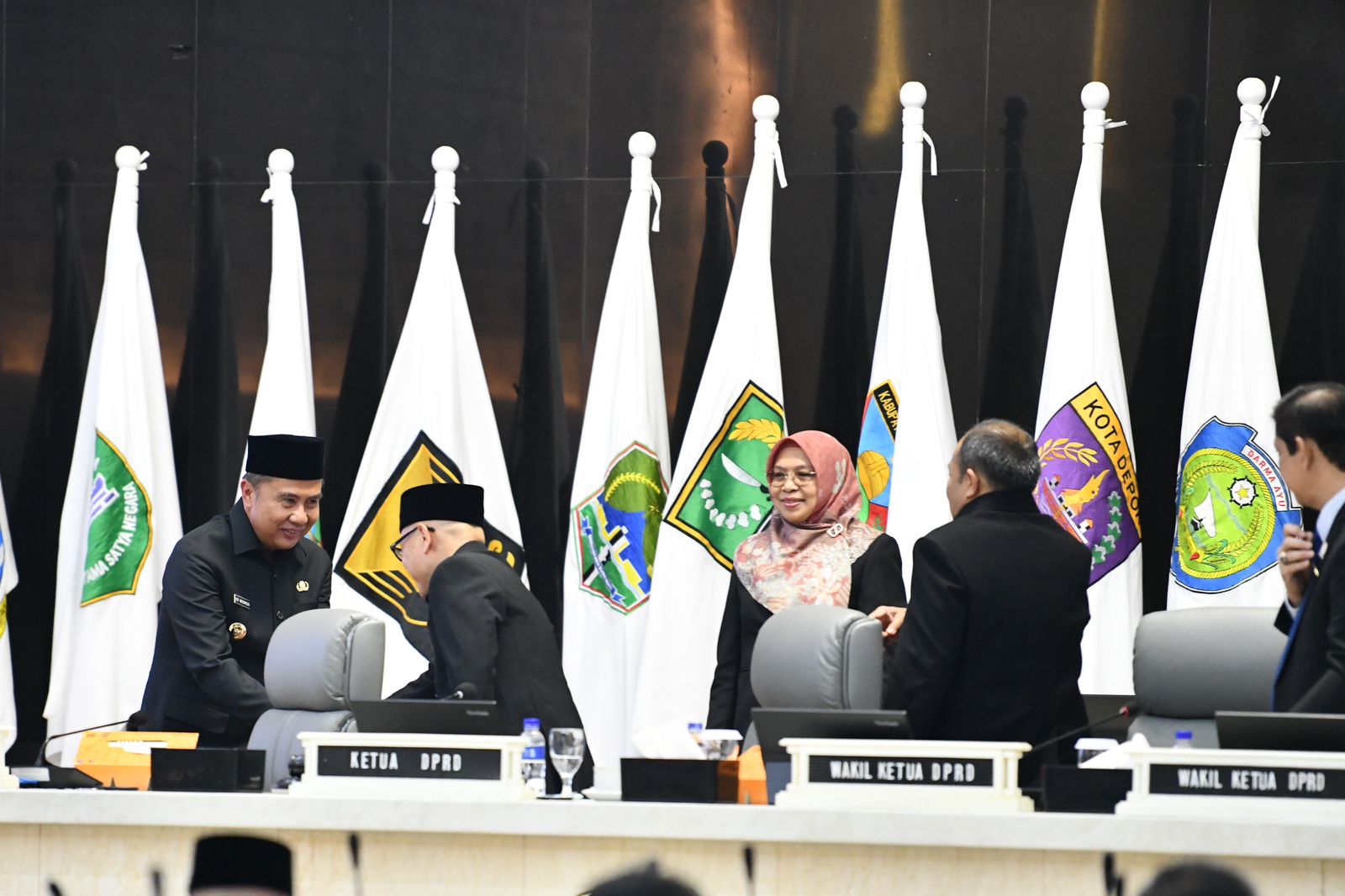 Pemda Provinsi Jabar - DPRD Setujui APBD 2025