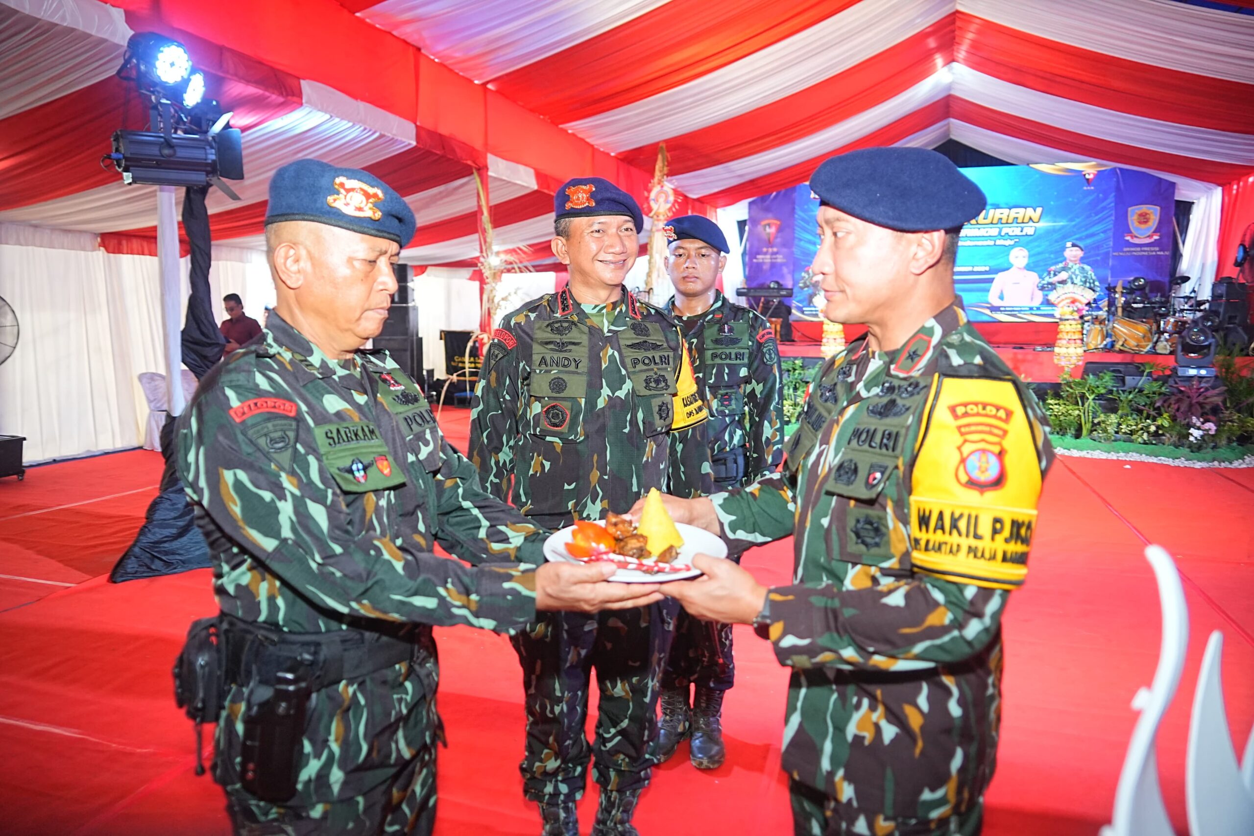 Puncak HUT Ke-79 Korps Brimob Polri, Sat Brimob Polda Kaltim Gelar Acara Tradisi dan Syukuran