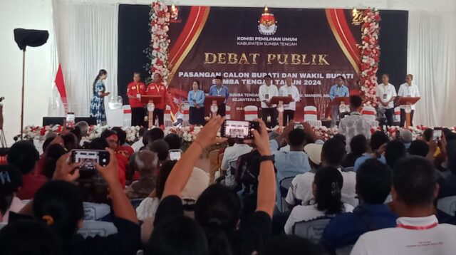 Debat Publik, Masing-Masing Paslon Bupati dan Wakil Bupati Paparkan Gagasan dan Visi-Misi