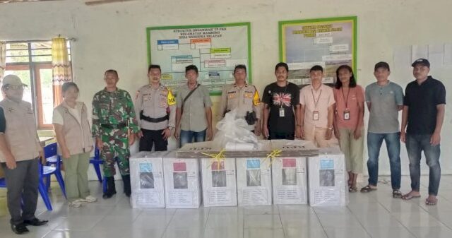 Polres Sumba Barat Berikan Pengawalan Ketat Pendistribusian Kotak Suara ke TPS
