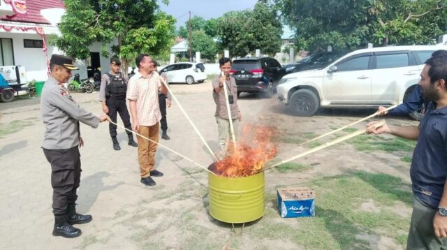 KPU Bima Musnahkan 753 Surat Suara Pilkada 2024 Yang Rusak