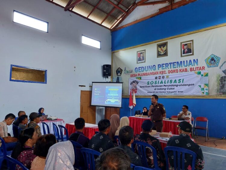 Pesan Kasatpol PP Damkar Blitar Dalam Gerakan Sadar Hukum Perangi Rokok Bodong