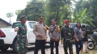 Kapolres Sumba Timur Bersama Kasdim, Meninjau Aktifitas di Beberapa Lokasi TPS