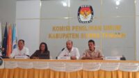 Ketua KPU Kabupaten Sumba Tengah, Fredy Bewa Umbu Guty, Kita Tetap Tenang dan Menunggu Hasil Akhir