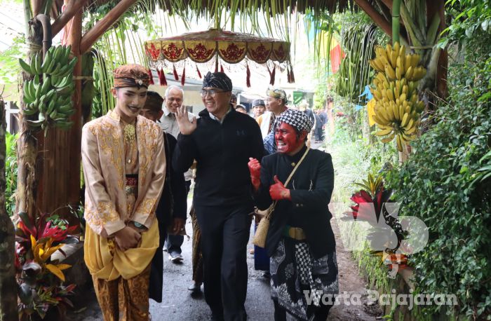 Fantastic Festival Cireundeu, Wisata City Tour Yang Merangkum Destinasi Wisata Ala “Military Tour”
