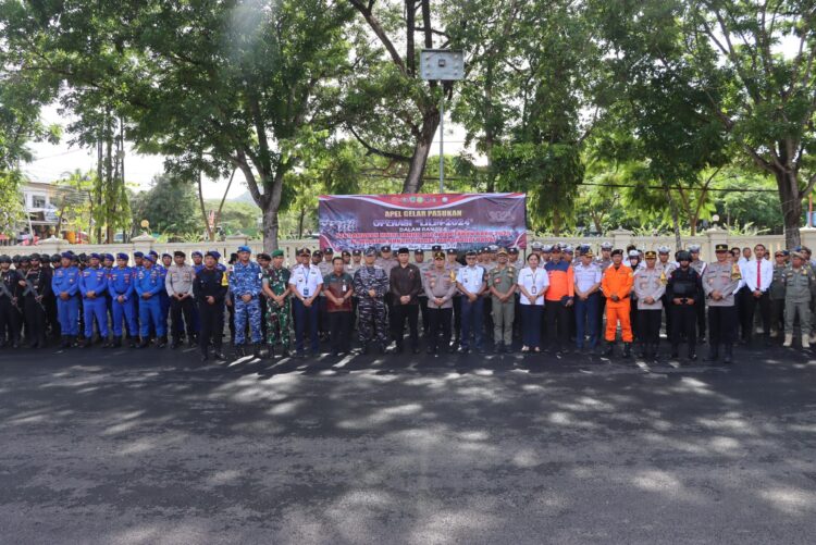 Mendekati Nataru, Polisi Menggelar Operasi Lilin Turangga 2024 di Labuan Bajo Mendekati Nataru, Polisi Menggelar Operasi Lilin Turangga 2024 di Labuan Bajo