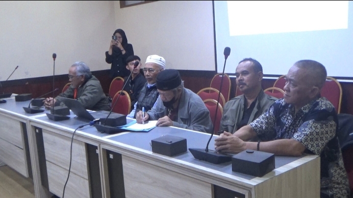 3 LSM Gelar Audensi Ke Komisi 1 DPRD Kota Cimahi Terkait Pemetaan Perluasan Wilayah, Ini Tangapan Komisi 1 DPRD Cimahi 3 LSM Gelar Audensi Ke Komisi 1 DPRD Kota Cimahi Terkait Pemetaan Perluasan Wilayah, Ini Tangapan Komisi 1 DPRD Cimahi