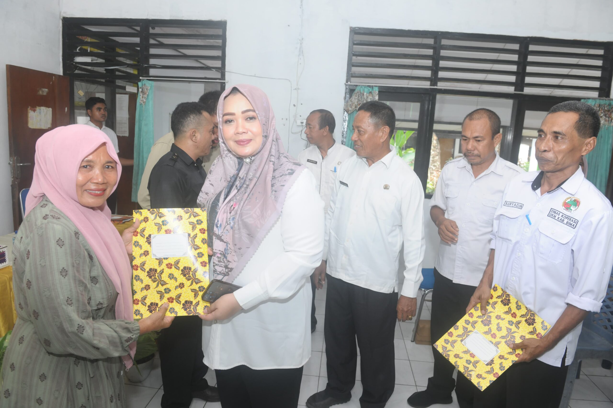 Bupati Bima Beri Pembinaan Pengurus dan Hibahkan 100 Juta Kepada Koperasi