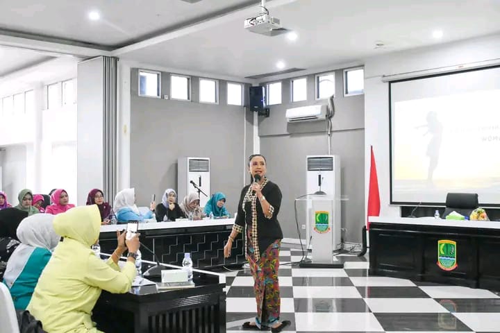 Rangkaian Hari Ibu, Pemkab Karawang Gelar Seminar Ketahanan Keluarga