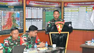 Komandan Satgas Pamtas Yonarmed 11 Kostrad Gelar Rapat Evaluasi Kinerja Selama 3 Bulan