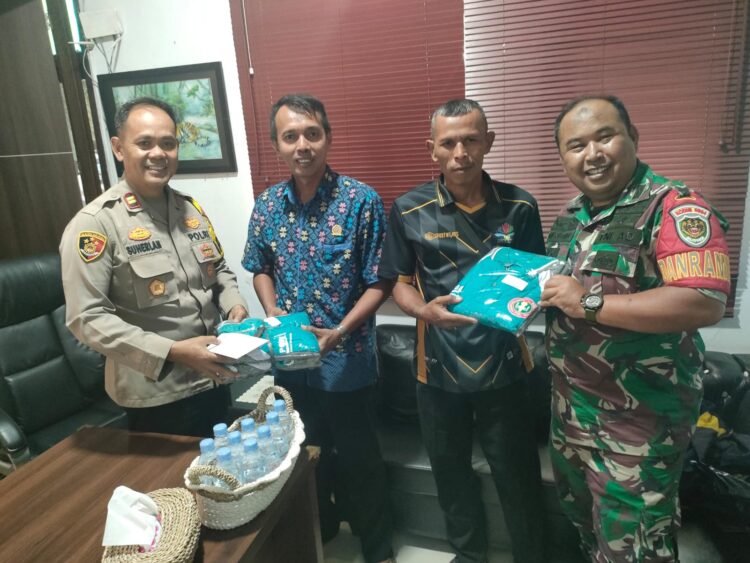 Kapolsek Kotabaru Menerima Kunjungan Danramil dan Ketua PGRI Dalam Rangka Cooling System