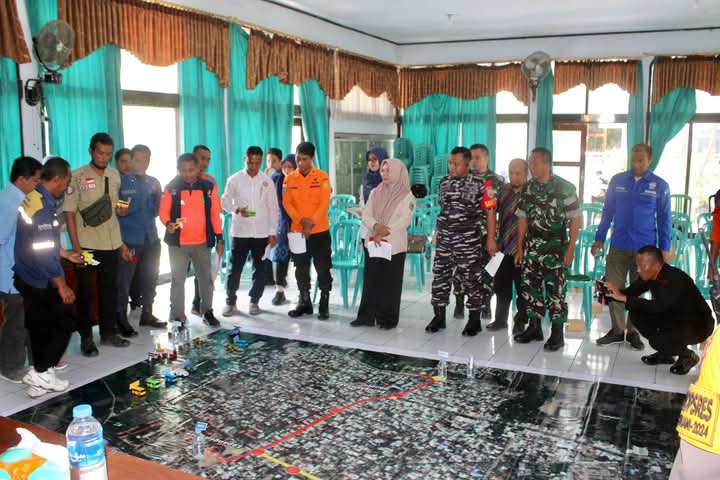Kasdim 1608/Bima Mayor Inf Asep Okinawa Muas Jadi Pemateri Pada Simulasi TTX Hidrometeorologi