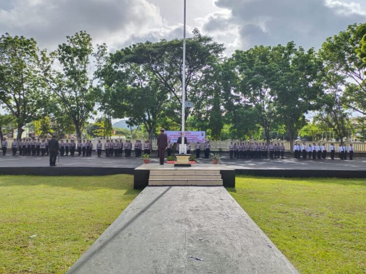 Jaga Persatuan Indonesia, Kepolisian Gelar Upacara Peringati Hari Bela Negara di Labuan Bajo