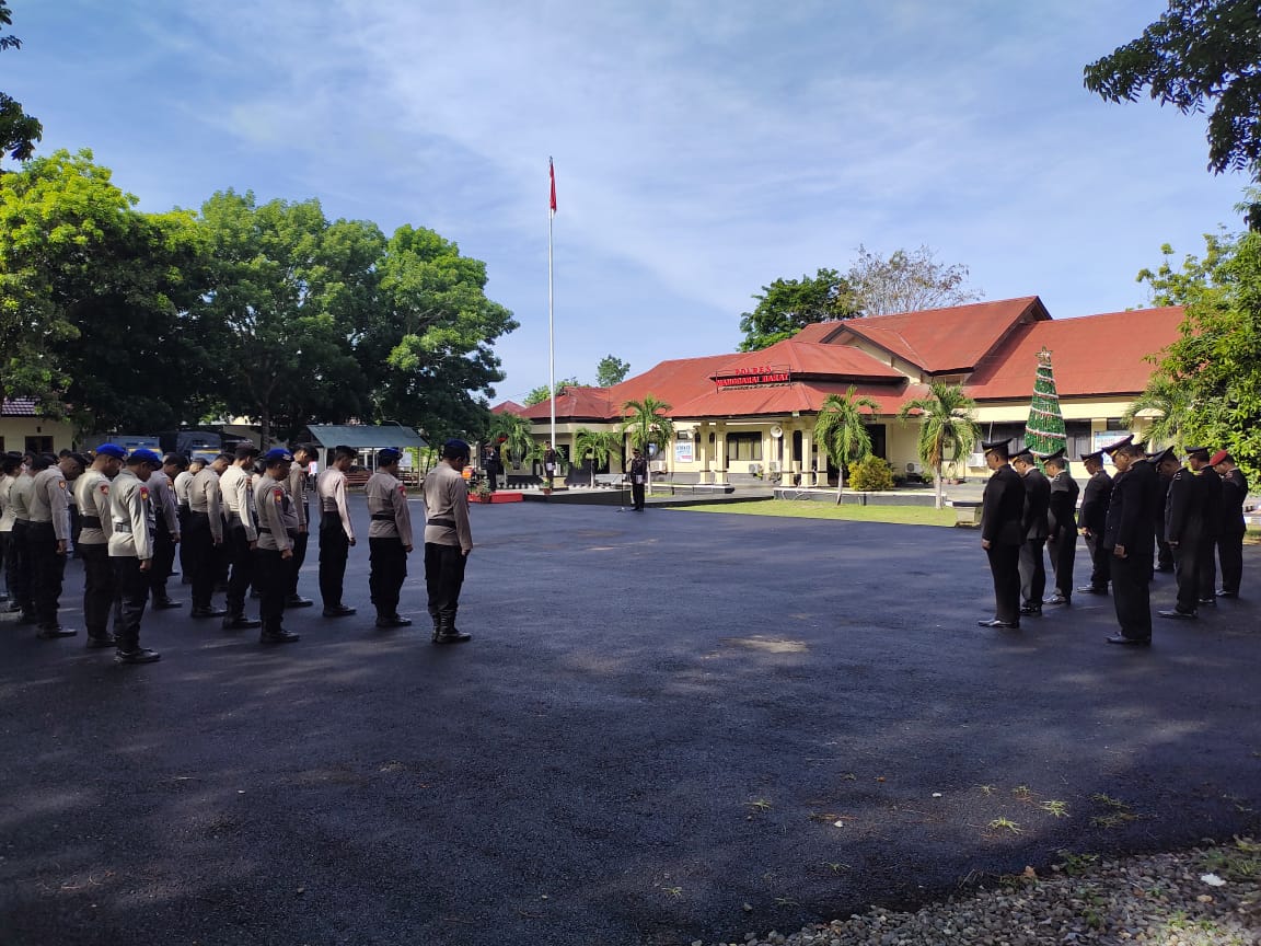 Jaga Persatuan Indonesia, Kepolisian Gelar Upacara Peringati Hari Bela Negara di Labuan Bajo