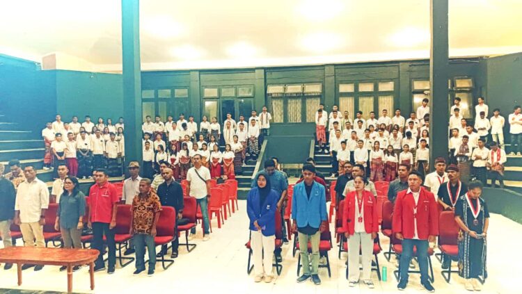 164 Anggota Baru GMNI Kupang Resmi Dilantik Bersamaan Dengan Diesnatalis Ke-35 GMNI-Kupang