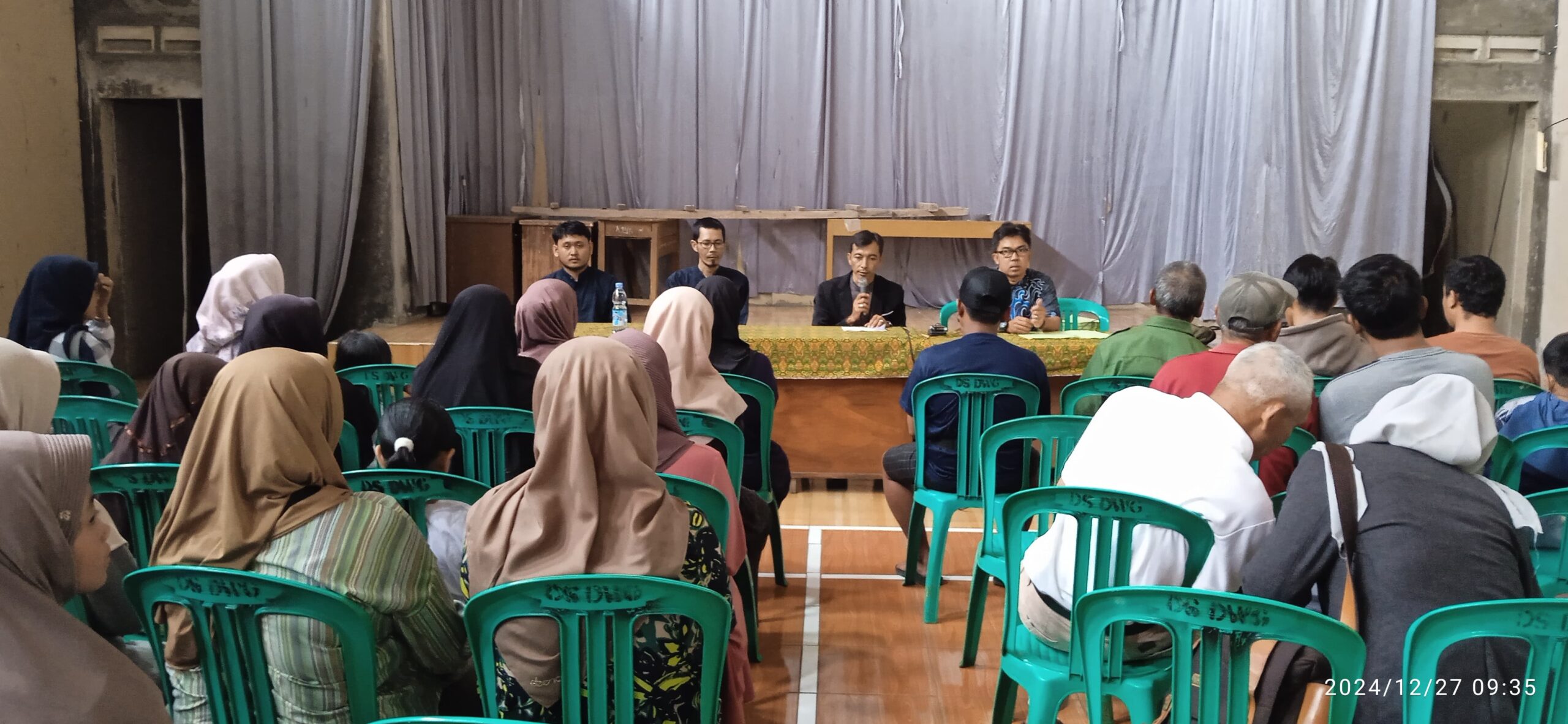 Pemerintah Desa Dawagung Kecamatan Rajapolah Bagikan Sertifikat PTSL Kepada 85 Warga