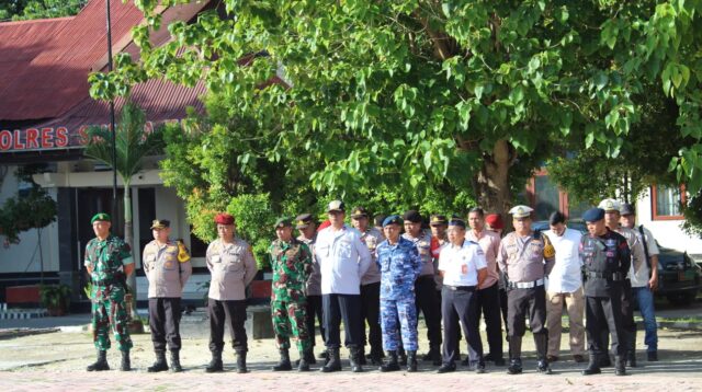 Kodim 1601/ST dan Polres Sumba Timur Bersinergi Gelar Apel Siaga Jelang Pergantian Tahun