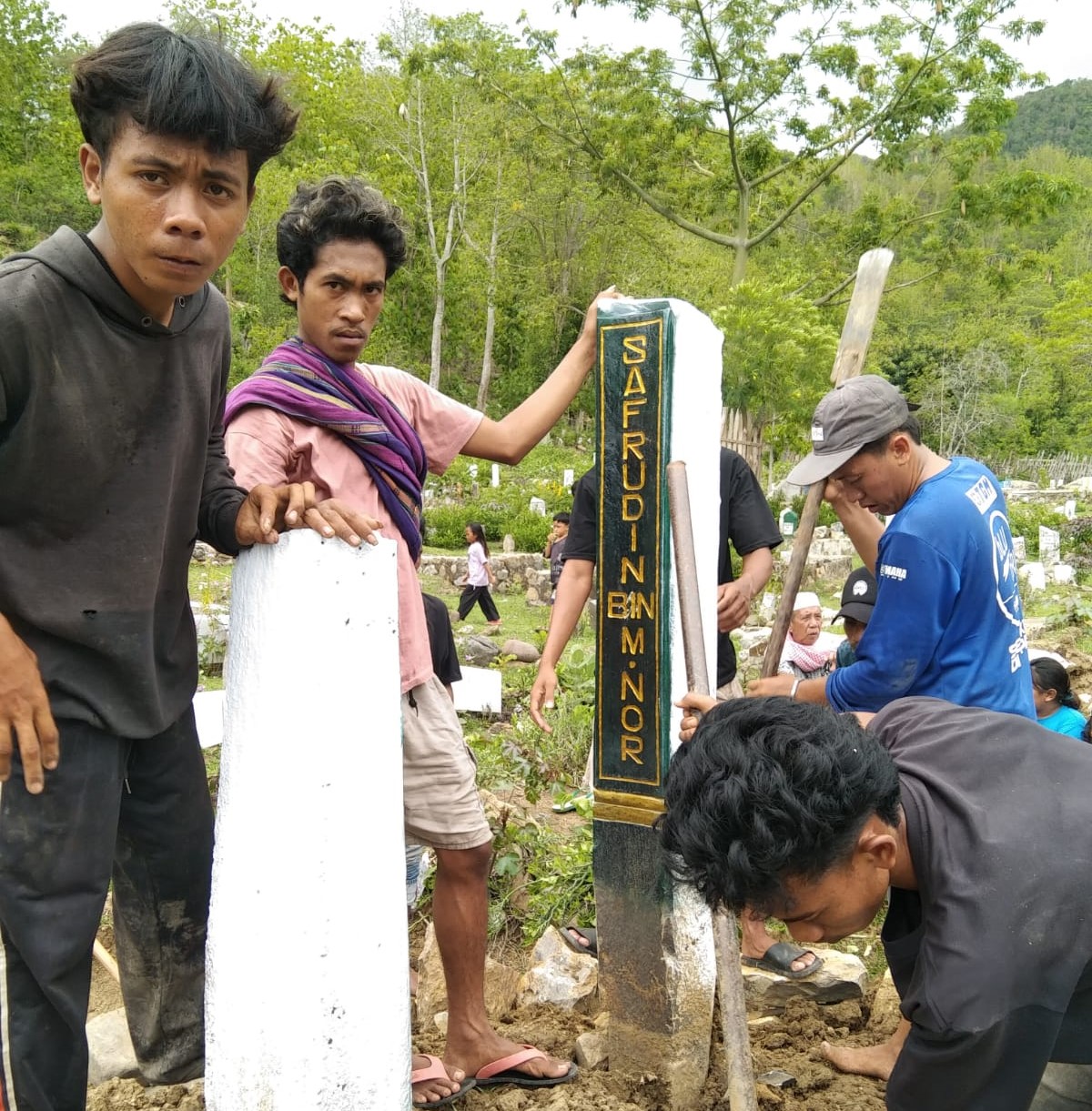 Mimpi Ayahnya Masih Hidup, Safriadin Minta Bongkar Makam