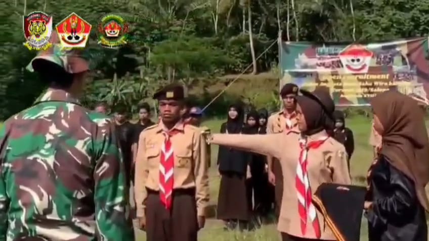 Membangkitkan Generasi Muda Tangguh Bersama Saka Wira Kartika Koramil 1219 Salopa