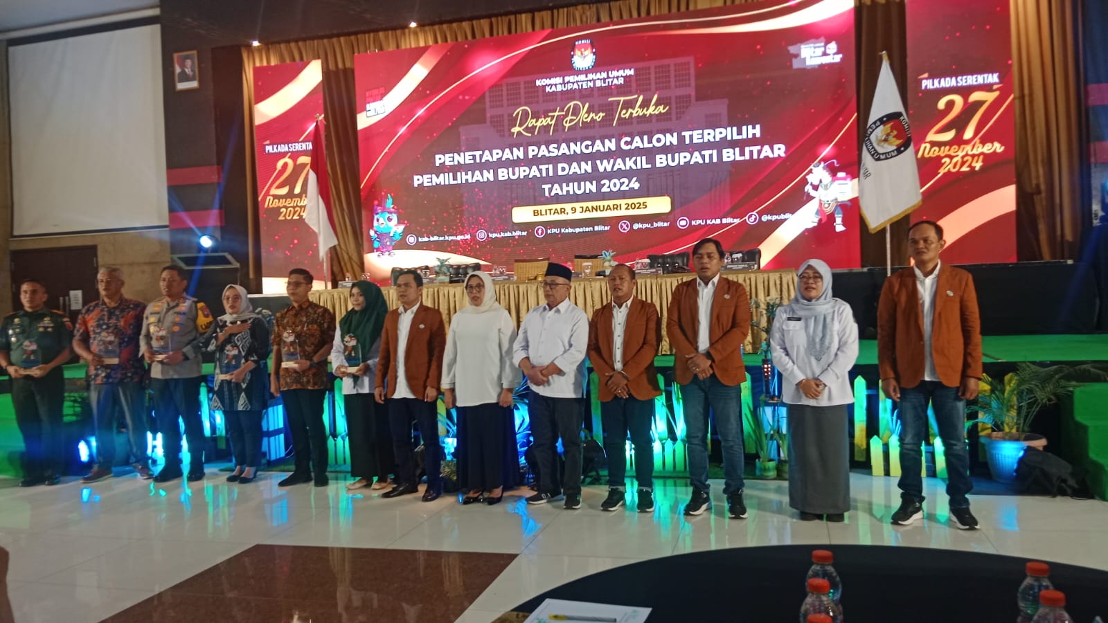 Menetapkan Rijanto - Beky Menjadi Bupati dan Wakil Bupati Terpilih