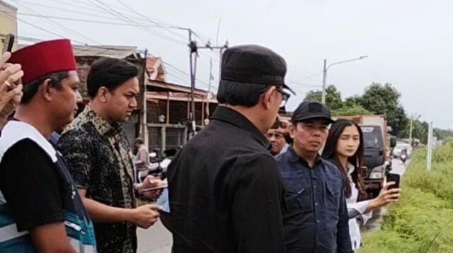 Drs .Rochman MSi Kadis Pertanian Karawang Dampingi Wamendagri Tinjau Irigasi di Desa Bolang, Drs Rochman M. Si. Optimistis Swasembada Pangan Terwujud